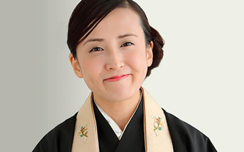 校友クローズアップ やなせななさん